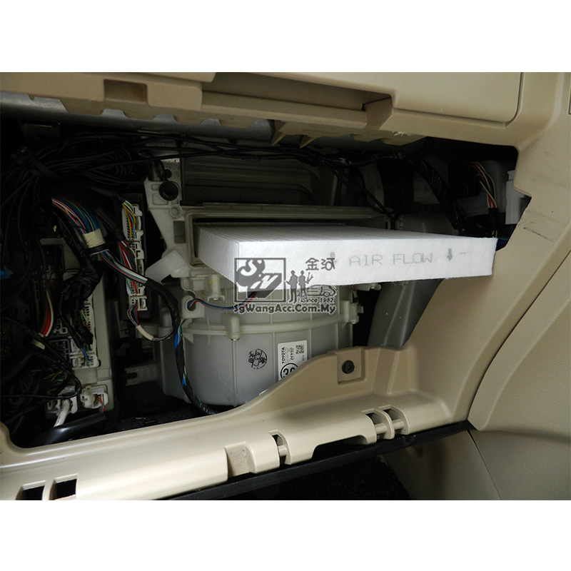 Replace Air Cond Cabin Air Filter @ Toyota Vellfire